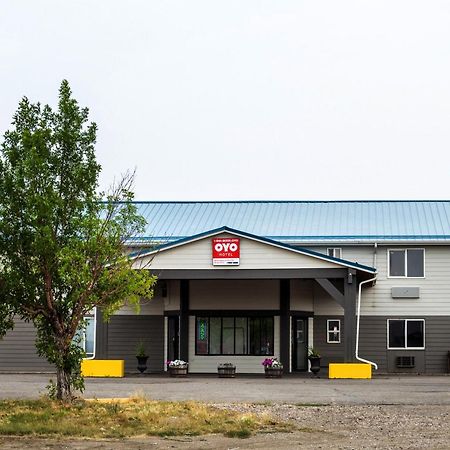 Oyo Hotel Shelby Mt Hwy 2 & I-15 Ngoại thất bức ảnh