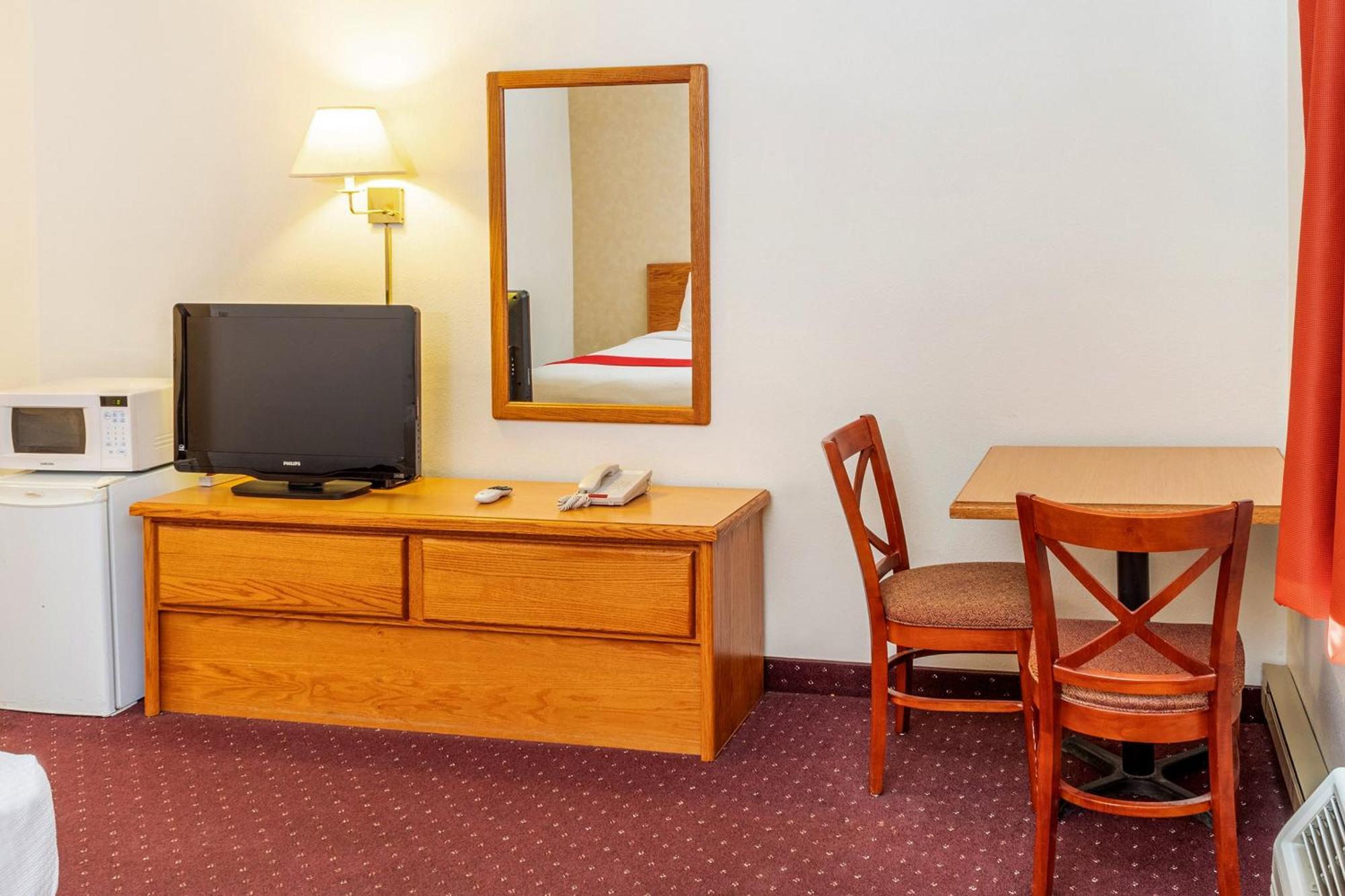 Oyo Hotel Shelby Mt Hwy 2 & I-15 Ngoại thất bức ảnh