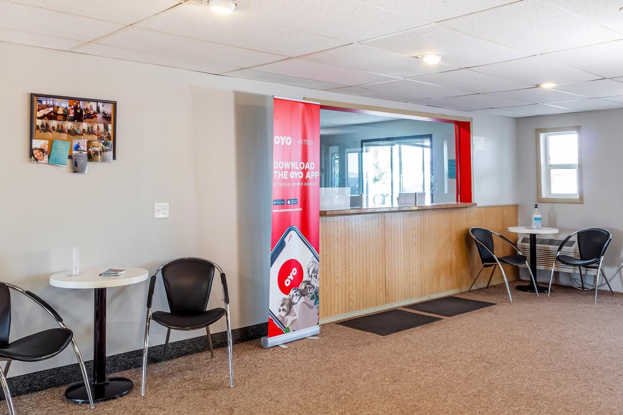 Oyo Hotel Shelby Mt Hwy 2 & I-15 Ngoại thất bức ảnh